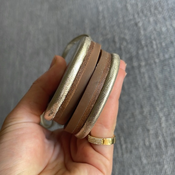 TORY BURCH Metallic Sandals - Picture 10 of 10